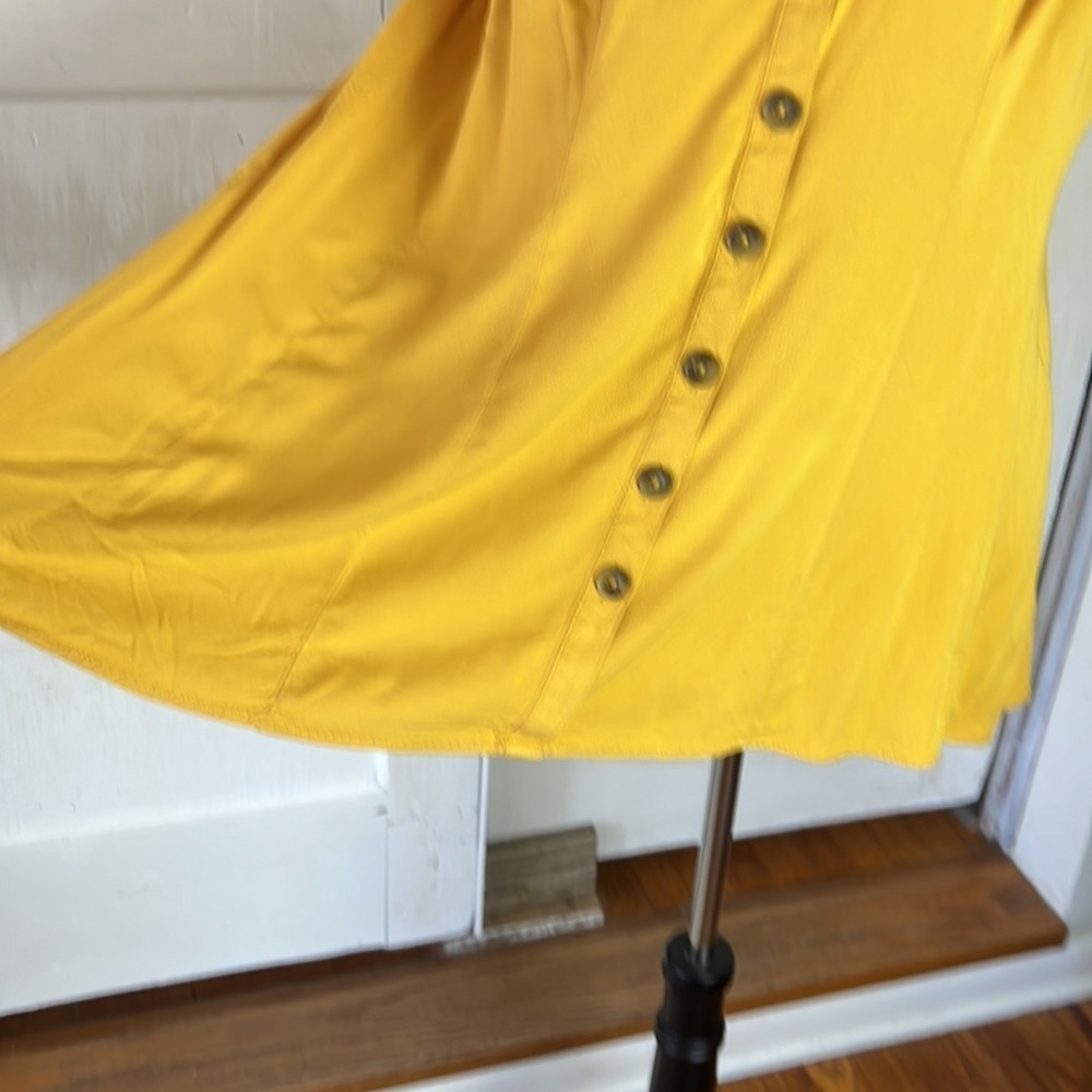 TORRID sz 2 TANK TOP MUSTARD YELLOW SWEETHEART NECKLINE ADJUSTABLE STAPS - Picture 5 of 12